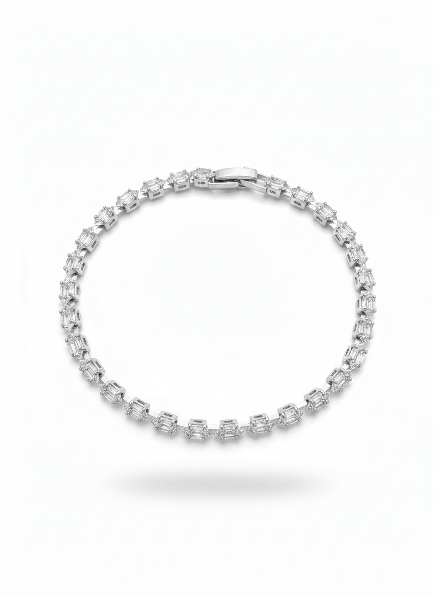 Square Cut Taş Detaylı Çelik Kolye