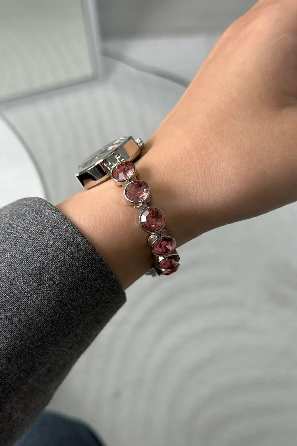 Taşlı Kordon Kadın Kol Saati